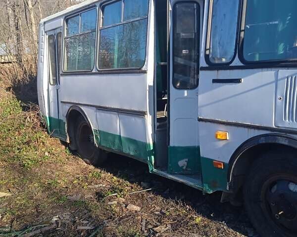 Белый ПАЗ 32051, объемом двигателя 4.3 л и пробегом 4 тыс. км за 957 $, фото 9 на Automoto.ua