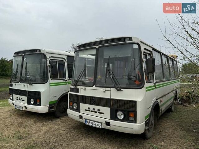 Білий ПАЗ 32051, об'ємом двигуна 4.75 л та пробігом 1000 тис. км за 5800 $, фото 1 на Automoto.ua