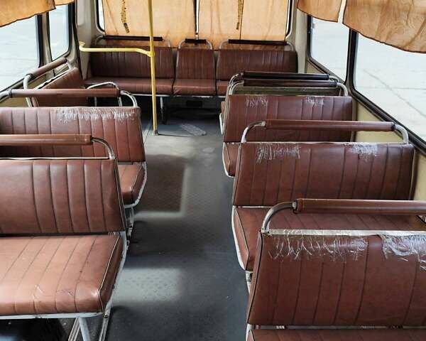 Белый ПАЗ 32053, объемом двигателя 4.75 л и пробегом 81 тыс. км за 5200 $, фото 8 на Automoto.ua