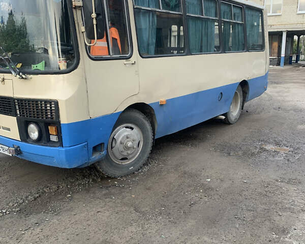 Білий ПАЗ 32054, об'ємом двигуна 3.97 л та пробігом 100 тис. км за 4000 $, фото 2 на Automoto.ua