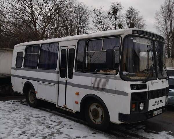 Белый ПАЗ 32054, объемом двигателя 6.9 л и пробегом 35 тыс. км за 7664 $, фото 1 на Automoto.ua
