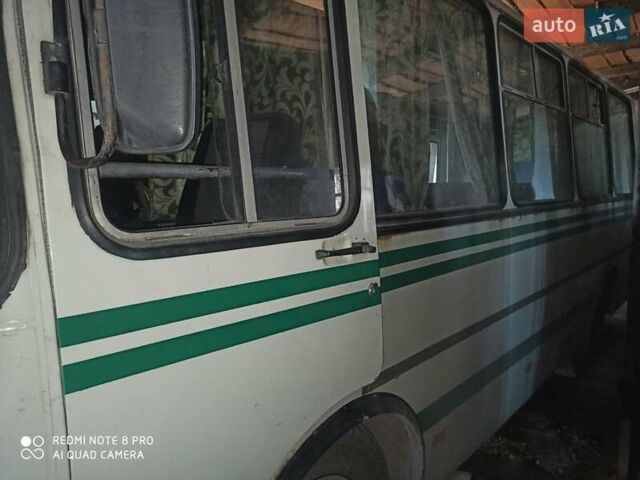 Белый ПАЗ 32054, объемом двигателя 0 л и пробегом 100 тыс. км за 5000 $, фото 2 на Automoto.ua