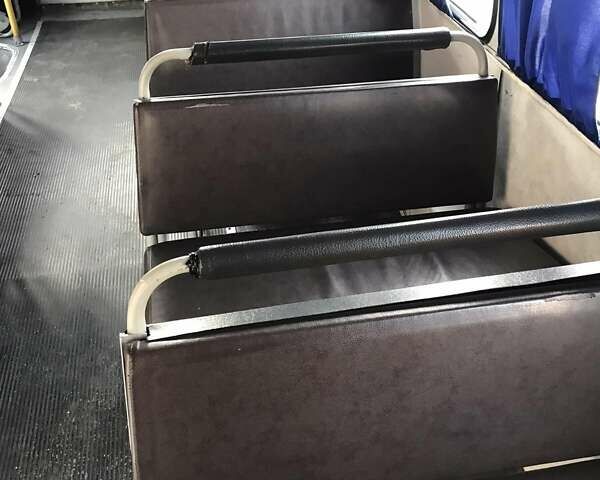 Белый ПАЗ 32054, объемом двигателя 4.7 л и пробегом 63 тыс. км за 7000 $, фото 8 на Automoto.ua