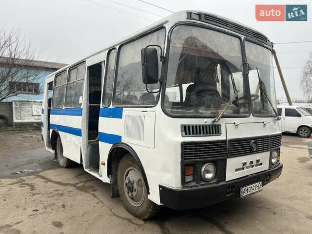 Білий ПАЗ 32054, об'ємом двигуна 4.2 л та пробігом 1000 тис. км за 4250 $, фото 1 на Automoto.ua