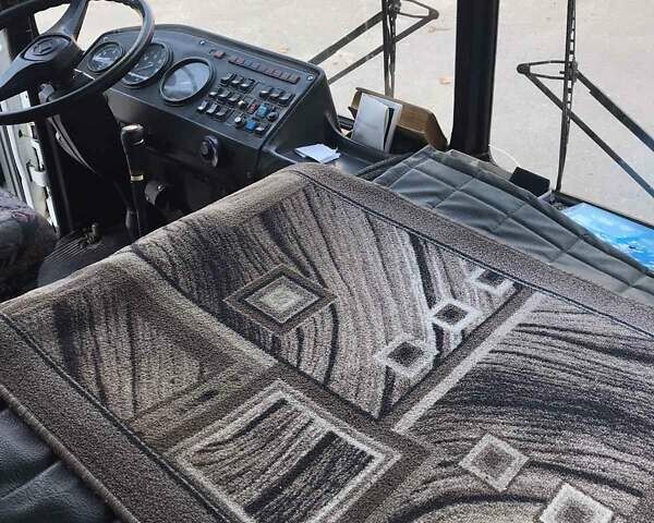 Белый ПАЗ 32054, объемом двигателя 4.7 л и пробегом 63 тыс. км за 7000 $, фото 2 на Automoto.ua