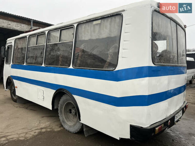 Білий ПАЗ 32054, об'ємом двигуна 4.2 л та пробігом 1000 тис. км за 4250 $, фото 8 на Automoto.ua