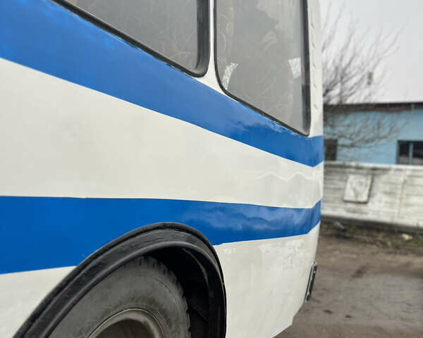Білий ПАЗ 32054, об'ємом двигуна 4.2 л та пробігом 1000 тис. км за 4250 $, фото 12 на Automoto.ua