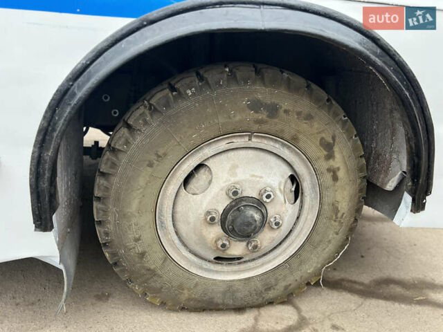 Білий ПАЗ 32054, об'ємом двигуна 4.2 л та пробігом 1000 тис. км за 4250 $, фото 10 на Automoto.ua