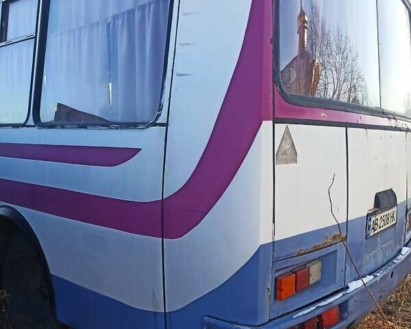 Белый ПАЗ 32054, объемом двигателя 4.67 л и пробегом 150 тыс. км за 3700 $, фото 5 на Automoto.ua