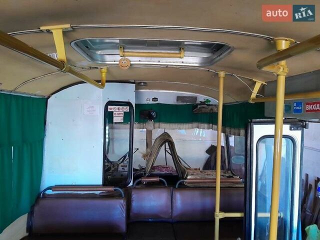 Белый ПАЗ 32054, объемом двигателя 4.7 л и пробегом 100 тыс. км за 2700 $, фото 11 на Automoto.ua