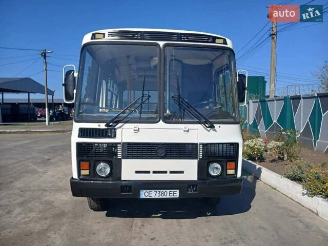 Белый ПАЗ 32054, объемом двигателя 4.67 л и пробегом 30 тыс. км за 11500 $, фото 3 на Automoto.ua