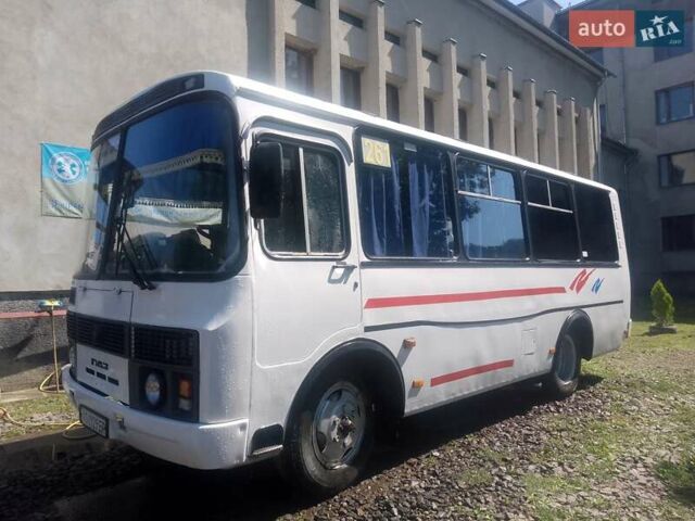 Білий ПАЗ 32054, об'ємом двигуна 4.75 л та пробігом 500 тис. км за 4300 $, фото 3 на Automoto.ua