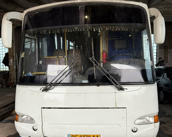 ПАЗ 4230 Аврора 2003 в Николаеве на Automoto.ua Черный ПАЗ 4230 Аврора, объемом двигателя 6 л и пробегом 10 тыс. км за 5700 $, фото 2 на Automoto.ua