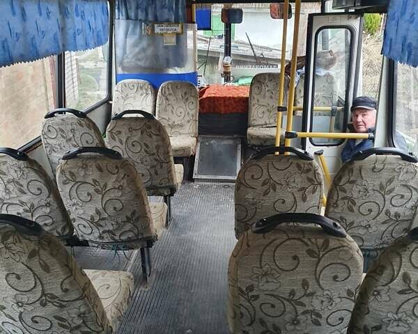 Белый ПАЗ 4234, объемом двигателя 2.4 л и пробегом 78 тыс. км за 8000 $, фото 4 на Automoto.ua