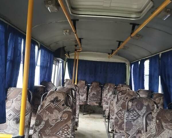 Белый ПАЗ 4234, объемом двигателя 4.75 л и пробегом 300 тыс. км за 4500 $, фото 7 на Automoto.ua