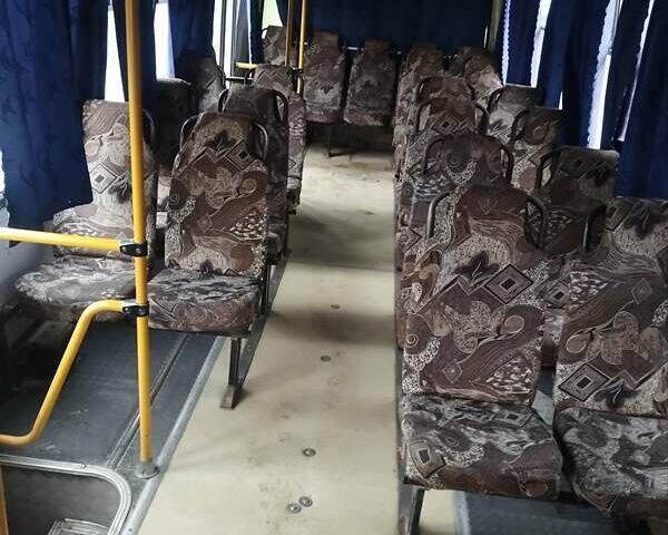 Белый ПАЗ 4234, объемом двигателя 4.75 л и пробегом 300 тыс. км за 4500 $, фото 2 на Automoto.ua