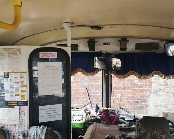 Белый ПАЗ 4234, объемом двигателя 4.75 л и пробегом 70 тыс. км за 3700 $, фото 10 на Automoto.ua