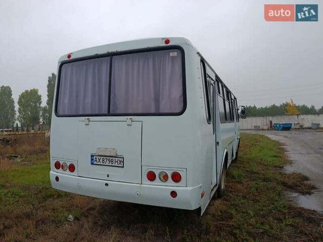 Белый ПАЗ 4234, объемом двигателя 4.43 л и пробегом 250 тыс. км за 22000 $, фото 1 на Automoto.ua