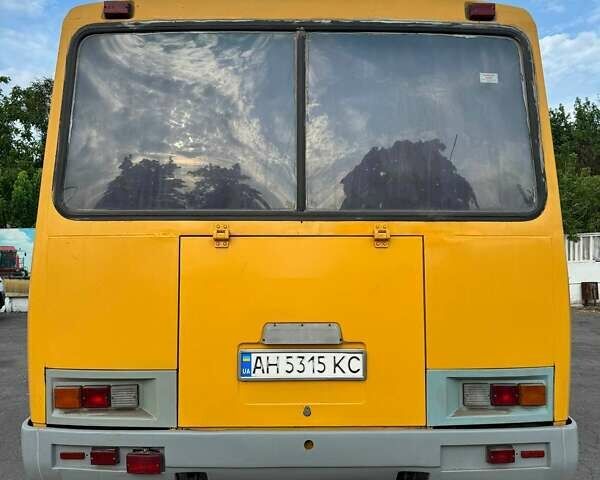 Желтый ПАЗ 4234, объемом двигателя 4.75 л и пробегом 250 тыс. км за 19000 $, фото 7 на Automoto.ua
