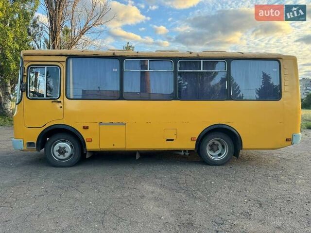 Желтый ПАЗ 4234, объемом двигателя 4.75 л и пробегом 50 тыс. км за 17000 $, фото 1 на Automoto.ua