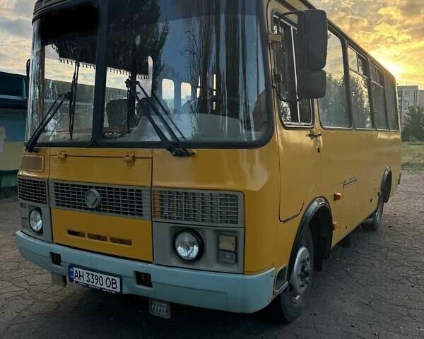 Желтый ПАЗ 4234, объемом двигателя 4.75 л и пробегом 50 тыс. км за 17000 $, фото 2 на Automoto.ua