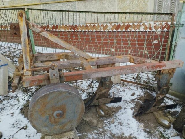 ПЛН 3-35 2010 у Тернополі на Automoto.ua Червоний ПЛН 3-35, об'ємом двигуна 0 л та пробігом 0 тис. км за 879 $, фото 5 на Automoto.ua