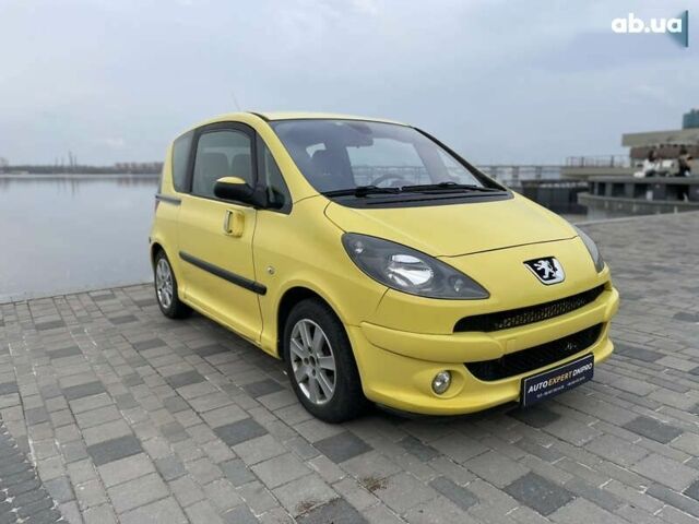 Пежо 1007, объемом двигателя 1.4 л и пробегом 160 тыс. км за 4800 $, фото 9 на Automoto.ua