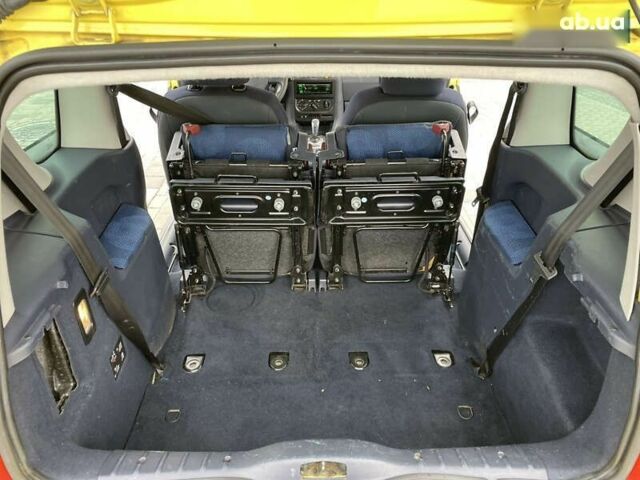 Пежо 1007, объемом двигателя 1.4 л и пробегом 160 тыс. км за 4800 $, фото 22 на Automoto.ua