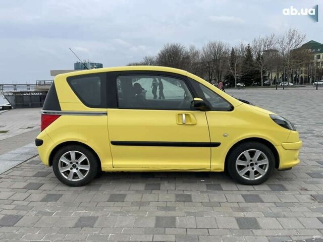 Пежо 1007, объемом двигателя 1.4 л и пробегом 160 тыс. км за 4800 $, фото 10 на Automoto.ua