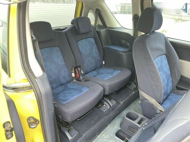 Пежо 1007, объемом двигателя 1.4 л и пробегом 160 тыс. км за 4800 $, фото 24 на Automoto.ua