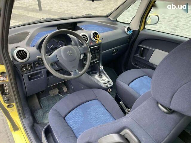 Пежо 1007, объемом двигателя 1.4 л и пробегом 160 тыс. км за 4800 $, фото 15 на Automoto.ua