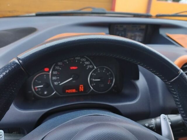 Серый Пежо 1007, объемом двигателя 1.6 л и пробегом 140 тыс. км за 4700 $, фото 2 на Automoto.ua