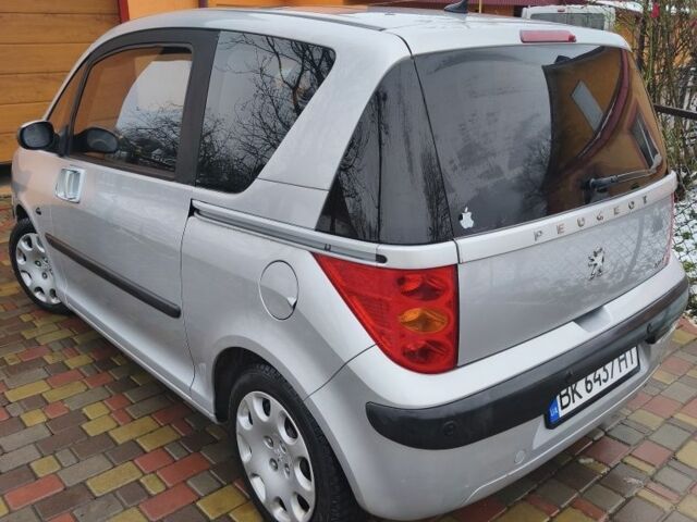 Серый Пежо 1007, объемом двигателя 1.6 л и пробегом 140 тыс. км за 4700 $, фото 5 на Automoto.ua