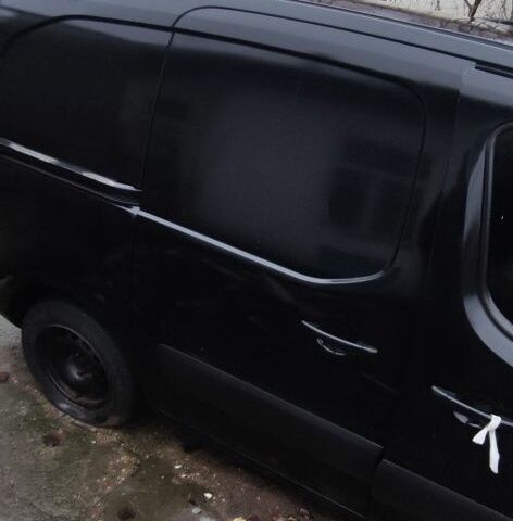 Черный Пежо 104, объемом двигателя 1.6 л и пробегом 236 тыс. км за 2500 $, фото 2 на Automoto.ua