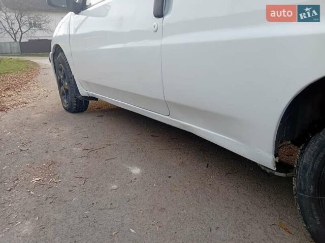 Пежо 106, об'ємом двигуна 1 л та пробігом 280 тис. км за 1350 $, фото 4 на Automoto.ua