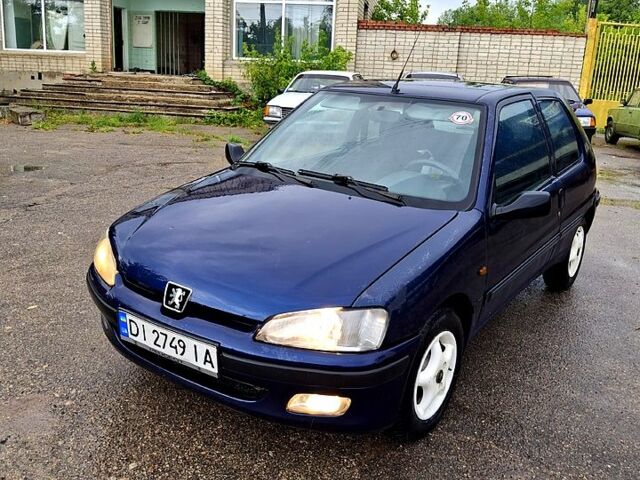 Синий Пежо 106, объемом двигателя 1.1 л и пробегом 0 тыс. км за 950 $, фото 2 на Automoto.ua