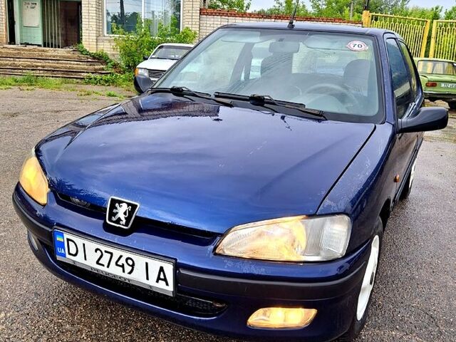 Синий Пежо 106, объемом двигателя 1.1 л и пробегом 0 тыс. км за 950 $, фото 1 на Automoto.ua
