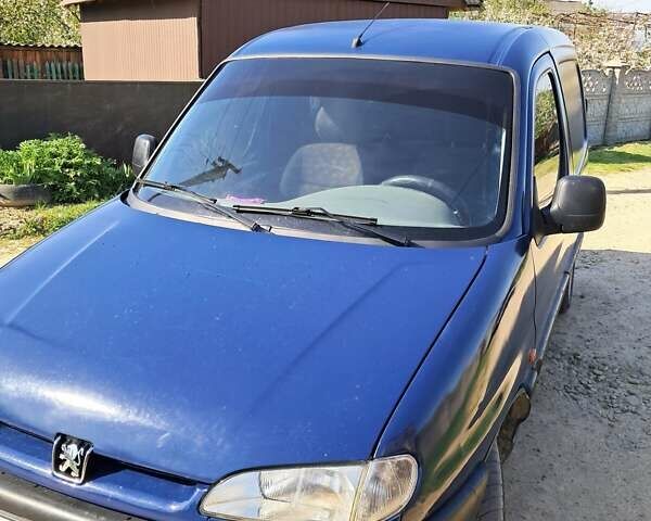 Синий Пежо 106, объемом двигателя 0 л и пробегом 330 тыс. км за 1300 $, фото 2 на Automoto.ua