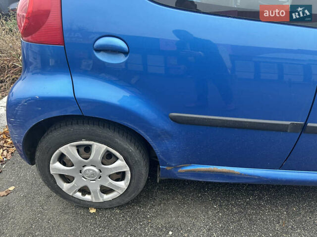 Белый Пежо 107, объемом двигателя 1 л и пробегом 170 тыс. км за 3499 $, фото 4 на Automoto.ua