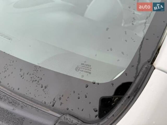 Білий Пежо 107, об'ємом двигуна 1 л та пробігом 65 тис. км за 6500 $, фото 33 на Automoto.ua