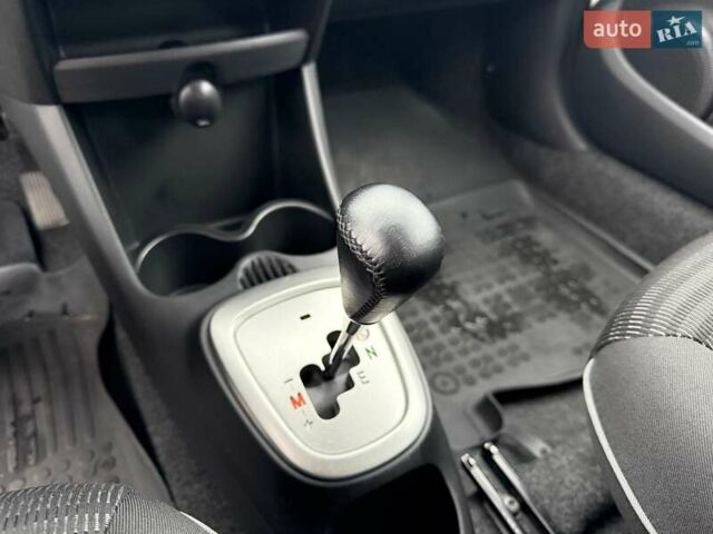 Білий Пежо 107, об'ємом двигуна 1 л та пробігом 65 тис. км за 6500 $, фото 49 на Automoto.ua