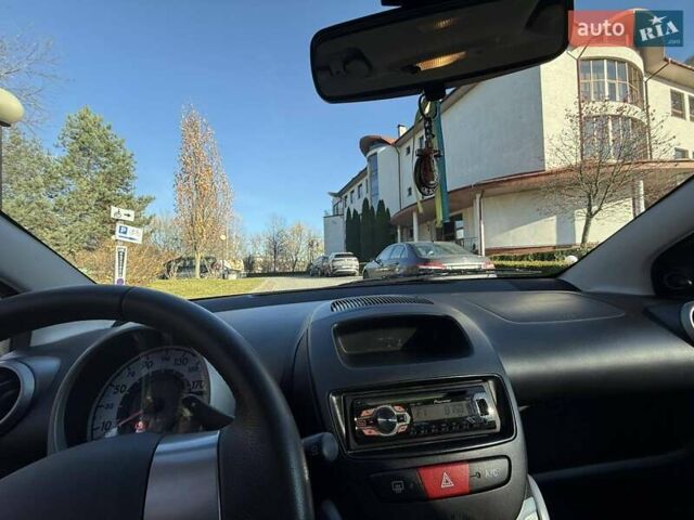 Білий Пежо 107, об'ємом двигуна 1 л та пробігом 64 тис. км за 5500 $, фото 14 на Automoto.ua