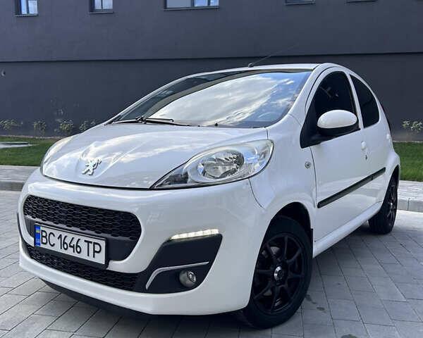 Белый Пежо 107, объемом двигателя 1 л и пробегом 103 тыс. км за 6499 $, фото 6 на Automoto.ua
