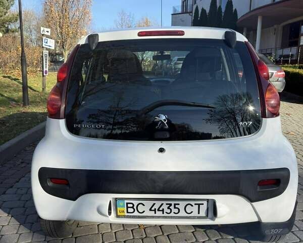 Білий Пежо 107, об'ємом двигуна 1 л та пробігом 64 тис. км за 5500 $, фото 15 на Automoto.ua