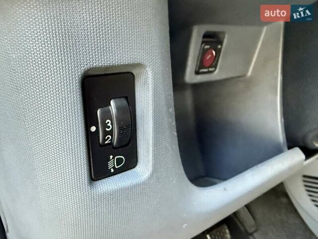 Пежо 107 2008 в Одессе на Automoto.ua Черный Пежо 107, объемом двигателя 1 л и пробегом 181 тыс. км за 3999 $, фото 34 на Automoto.ua