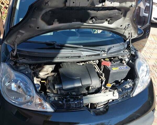 Черный Пежо 107, объемом двигателя 1 л и пробегом 120 тыс. км за 4500 $, фото 6 на Automoto.ua