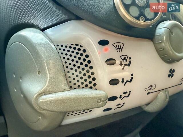 Пежо 107 2008 в Одессе на Automoto.ua Черный Пежо 107, объемом двигателя 1 л и пробегом 181 тыс. км за 3999 $, фото 33 на Automoto.ua