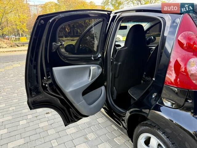 Пежо 107 2008 в Одессе на Automoto.ua Черный Пежо 107, объемом двигателя 1 л и пробегом 181 тыс. км за 3999 $, фото 44 на Automoto.ua
