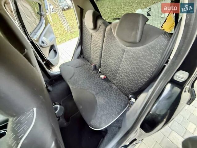 Пежо 107 2008 в Одессе на Automoto.ua Черный Пежо 107, объемом двигателя 1 л и пробегом 181 тыс. км за 3999 $, фото 52 на Automoto.ua