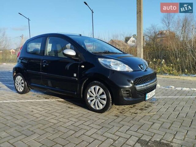 Черный Пежо 107, объемом двигателя 1 л и пробегом 207 тыс. км за 5500 $, фото 10 на Automoto.ua